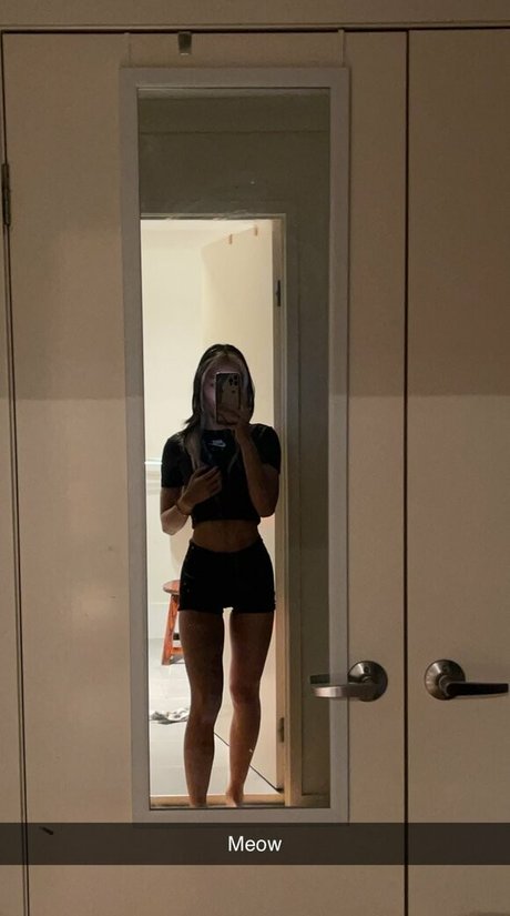 Smolkcqze high quality model pics