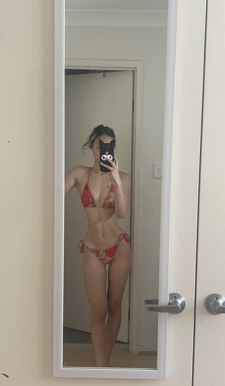 Smolkcqze hd model photo