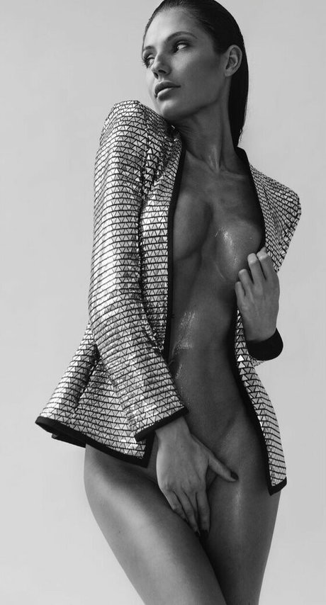 Leens2 pornographic star picture