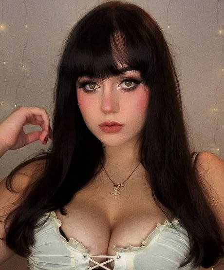 Lularobs model perfect galleries