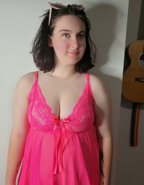 SydneyQ sex model pics