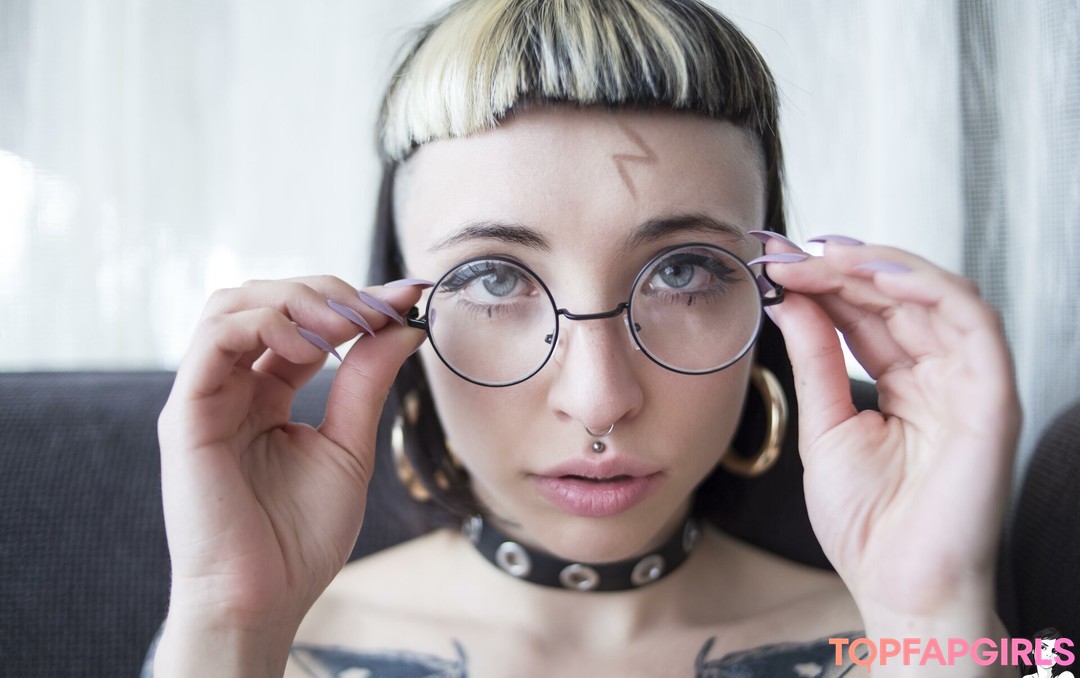 sikoisdead pornstar erotic img