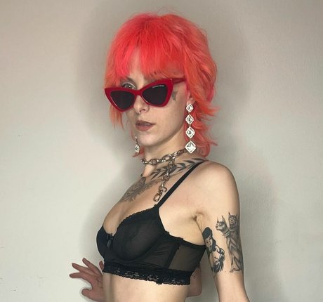 Avalon Valore model perfect pics