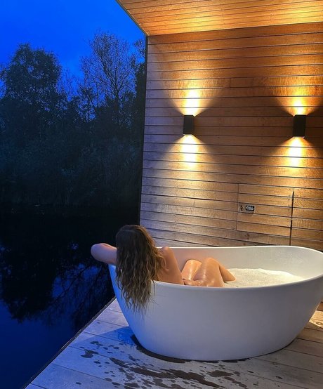 Joann Van Den Herik star nude gallery