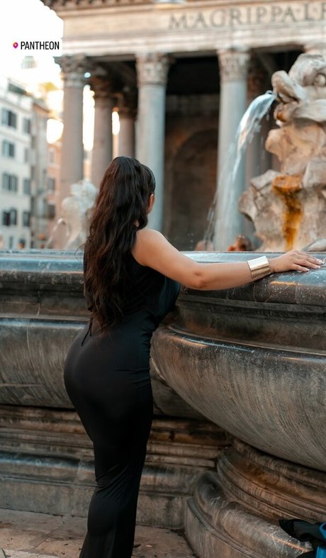 Demetria Obilor star pic