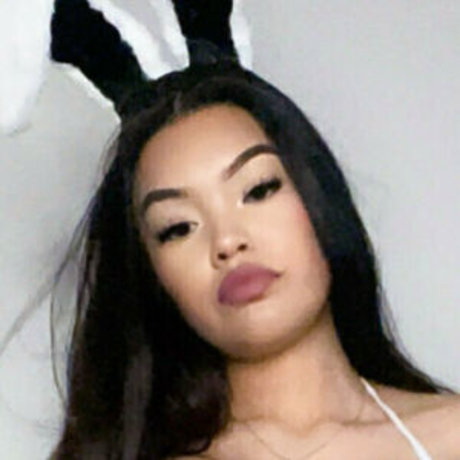 Nizhoni Begaye star adult photo