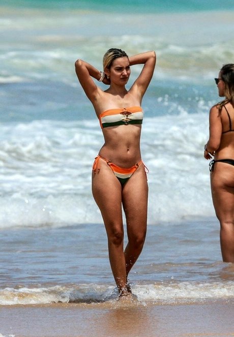 Marina Moschen exclusive actress gallery