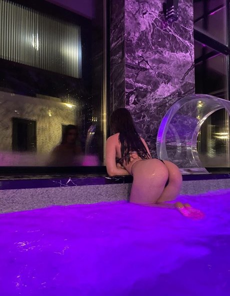 enchanting EVA model exclusive pics