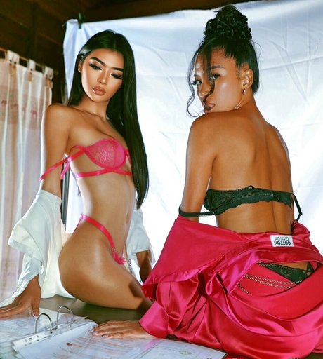 lilysg hot star image