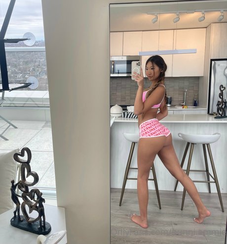 raven onlyfans beautiful picture