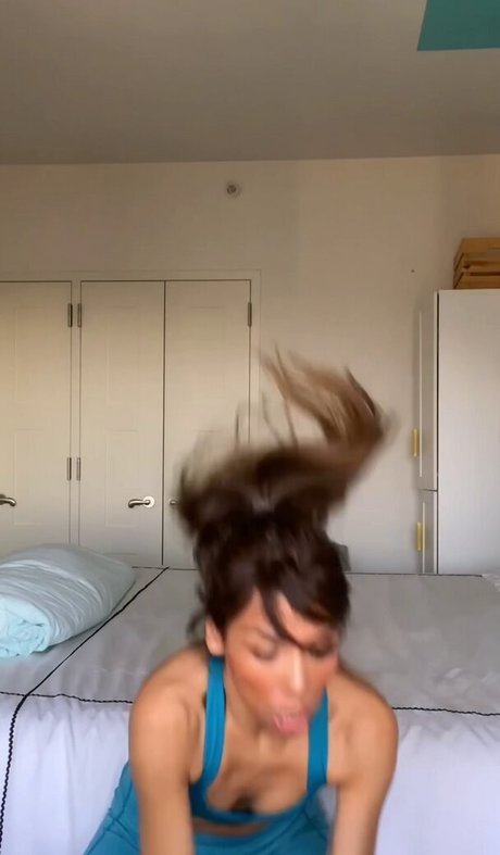 Riri Bichri star high quality pics