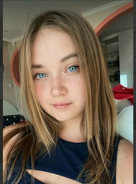 old young lesbian onlyfans hot porn gallery