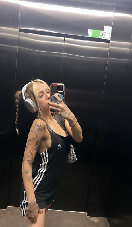 Eylul Adiguzel hot actress gallery