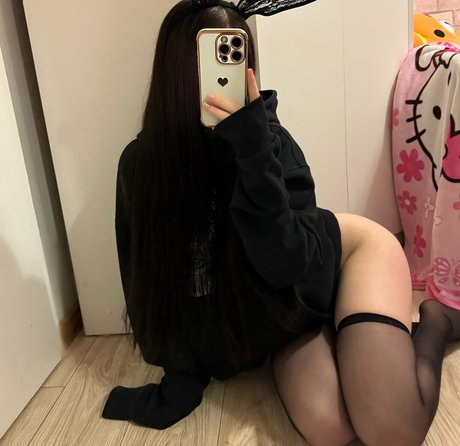 curvy milf onlyfans free nude photo