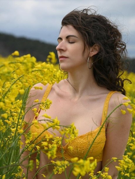 mature ebony onlyfans art nude image