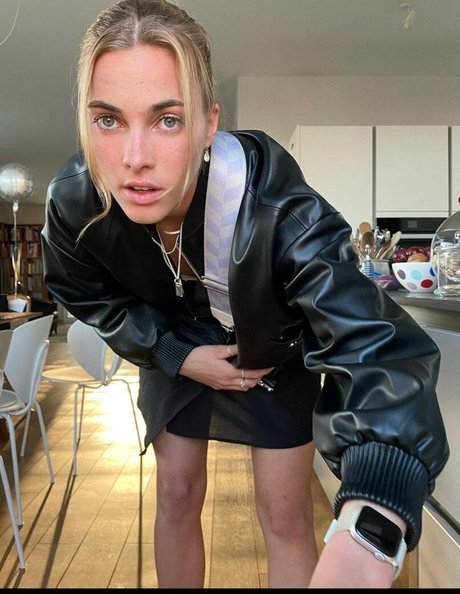 Female Football star adult pics