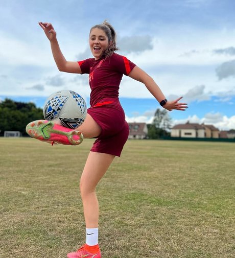 Female Football model top pic