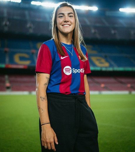 Female Football exclusive model pics