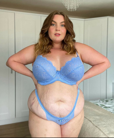 squirt teen onlyfans hot sexy image