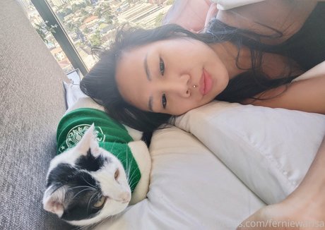 Fernie Warisa model porn photo