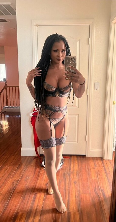 Cali Sweets star pornographic pic