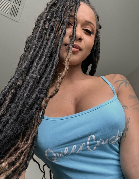 Cali Sweets star nude photos