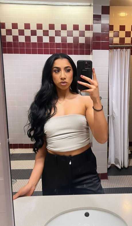 Indi Hartwell xxx actress archive