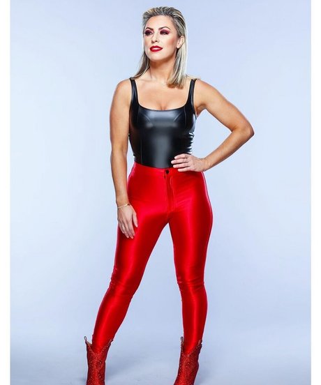 Sarah Schreiber star erotic img