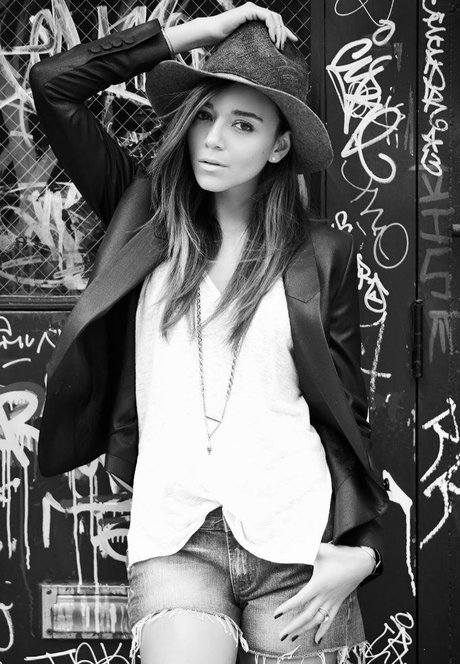 Ashley Madekwe nude actress img