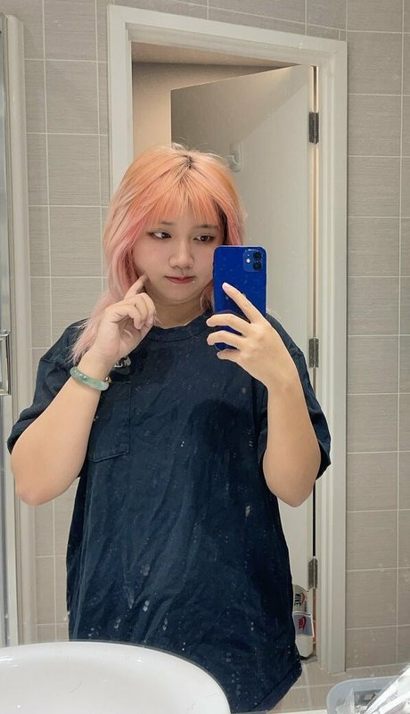 leynnercutie nude actress gallery