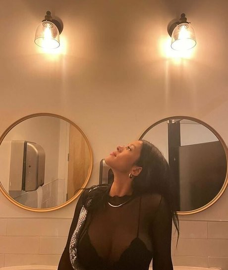 Jordygroesch erotic pornstar galleries