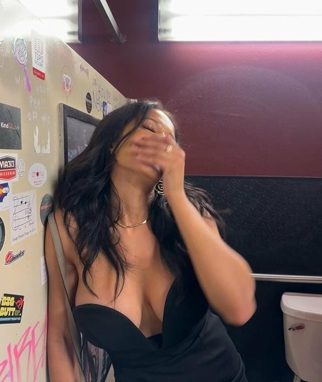 Jordygroesch pornstar beautiful img