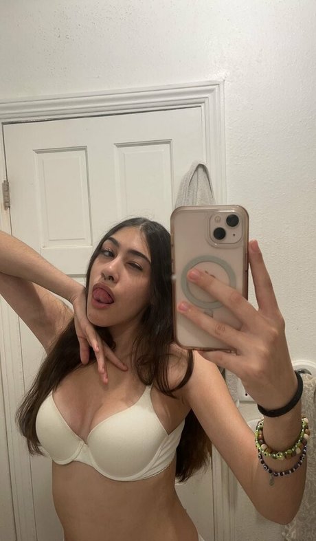 Alldaypariss pornstar pretty image