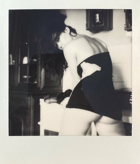 Margoreett model nude pictures