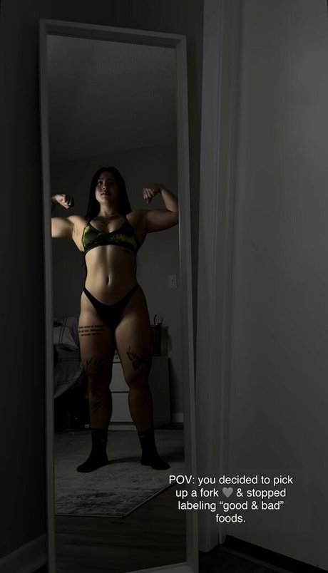 Layla Zinser pornstar sexy galleries