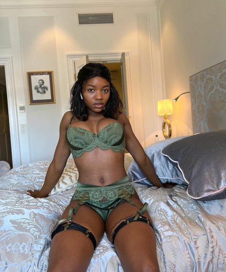 beautiful ebony onlyfans hot porn gallery