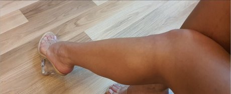 Mistress Kennya model pretty pictures