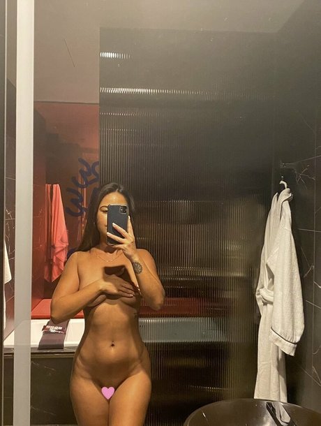 Maya Faye xxx actress picture