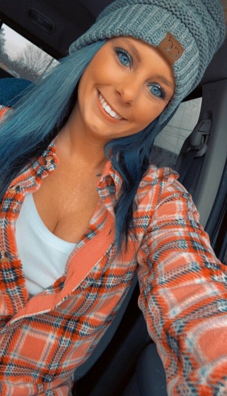 Xoshyanexo model high quality pics