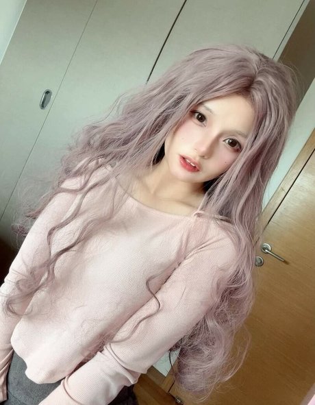 luckyeliee sexy pornstar archive