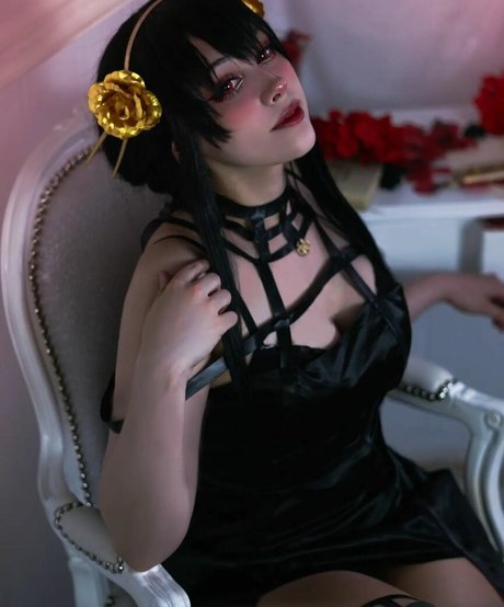 lilly time perfect actress pics