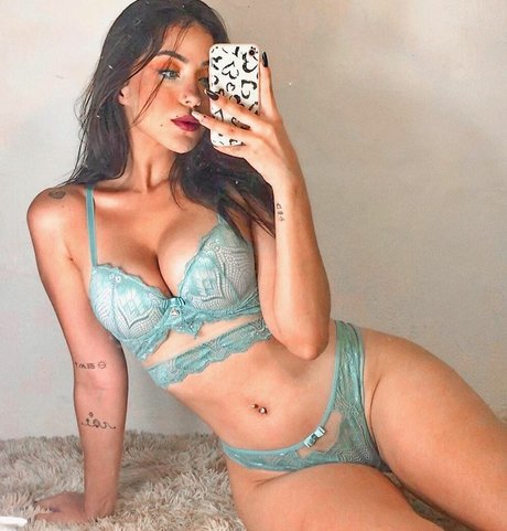 Isabelle Pinheiro pornstar naked archive