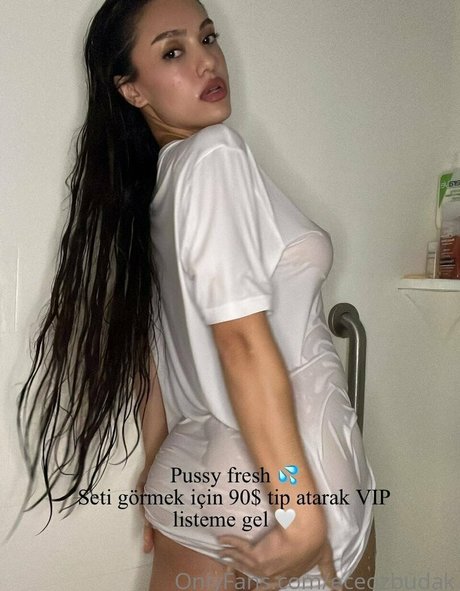 Ece Ozbdk exclusive star gallery