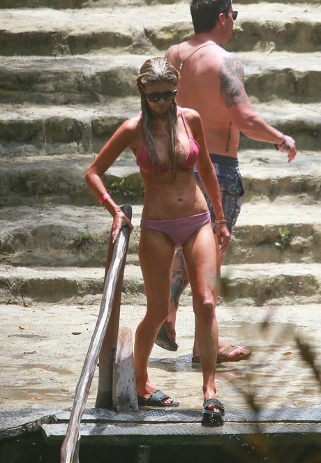 Christina Hall star erotic pics