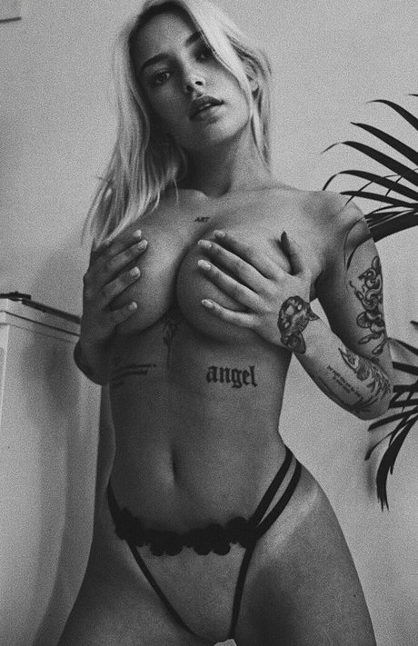 Lenkajzv pornstar art img