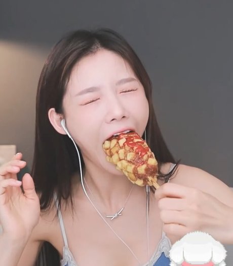 wet pussy onlyfans nude pic