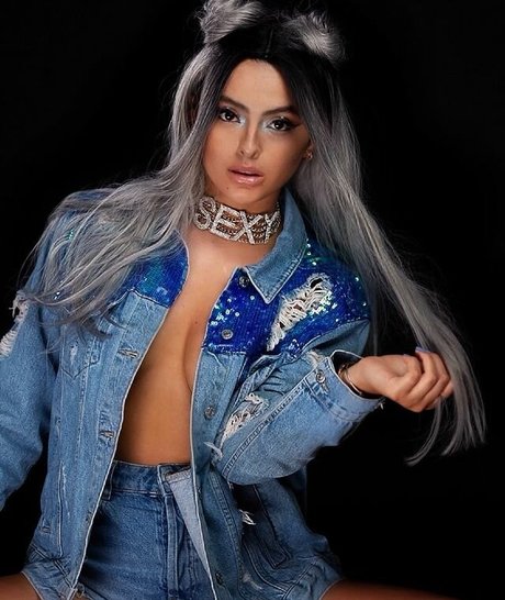 amateur mom onlyfans sexy naked pic