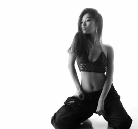 _lisahui_ naked star pic