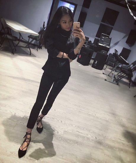 _lisahui_ pornographic star archive