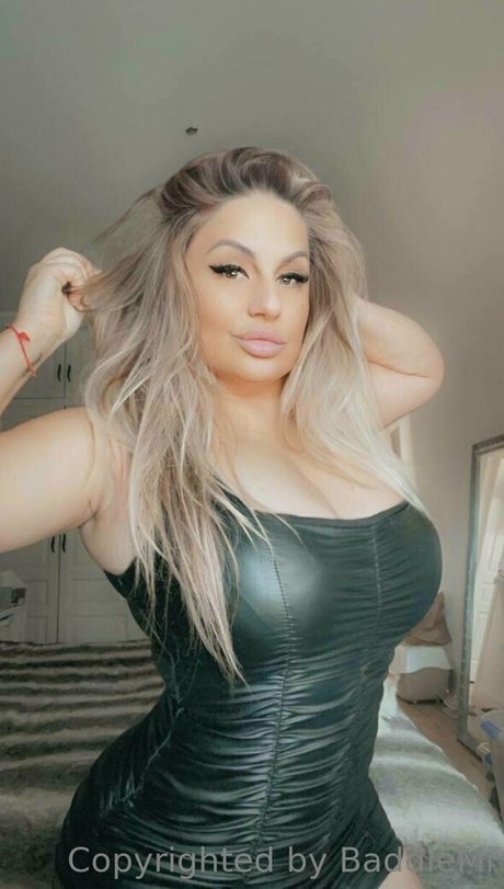 baddiemi star exclusive img